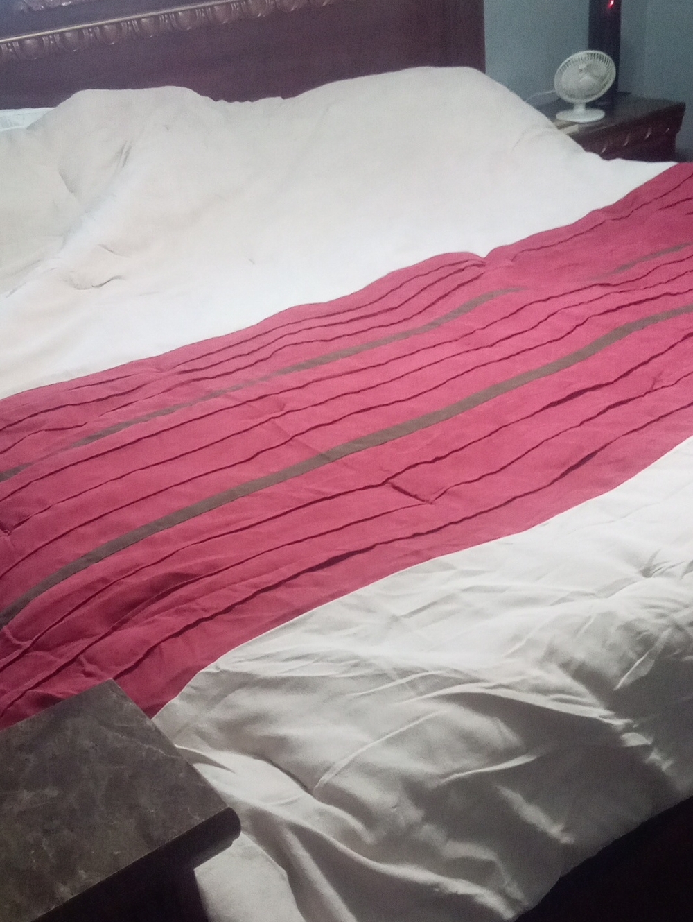 Madison Park Stripe Queen Bedspread NWT $279.99 Tan Red